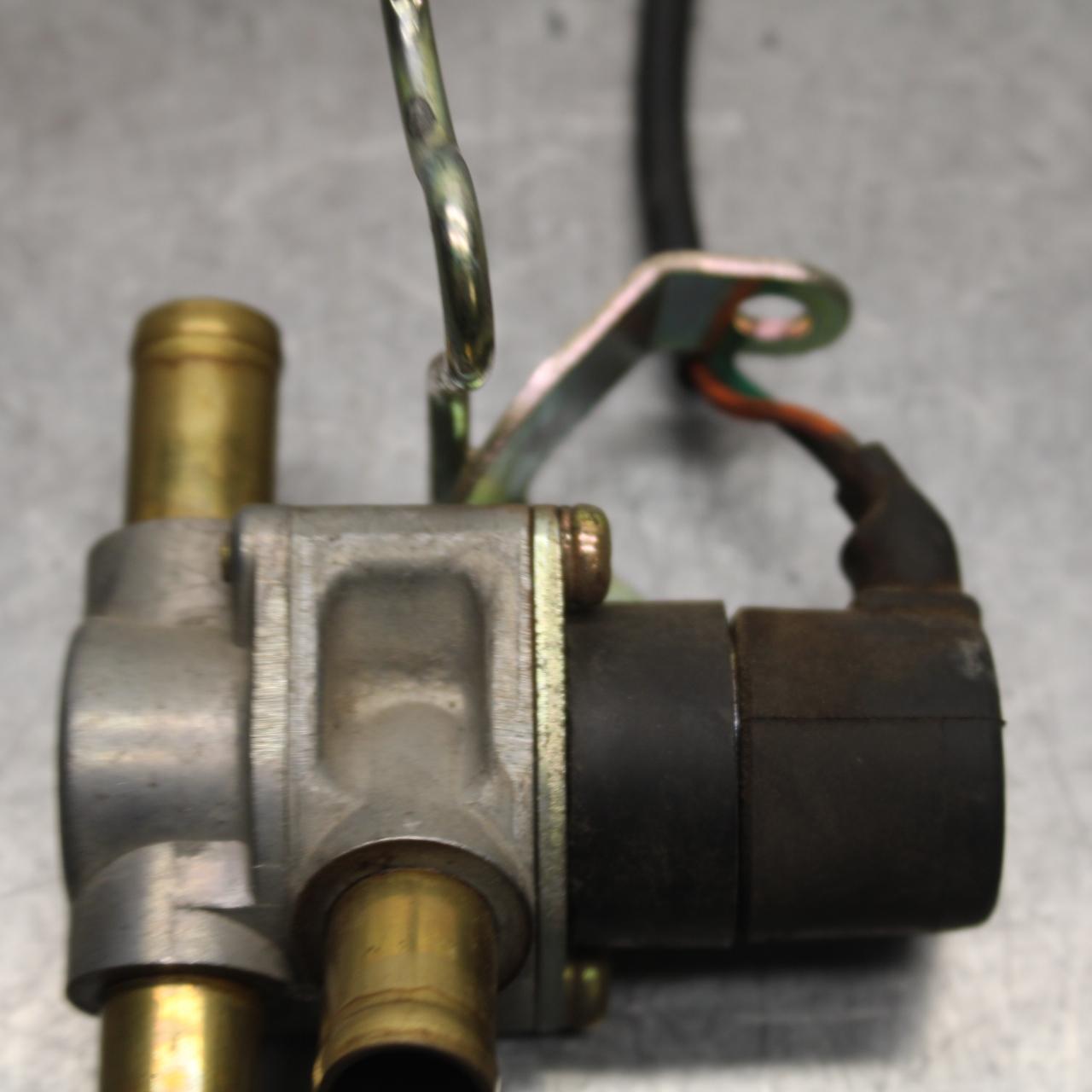 01-06 HONDA CBR600F4I AIR VALVE SOLENOID TOP ENGINE SWITCH SENSOR  BB644