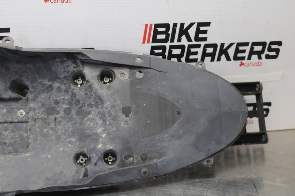 09 KAWASAKI CONCOURS 14 ZG1400B REAR TAIL UNDERTAIL FAIRING COWL FENDER  BB875