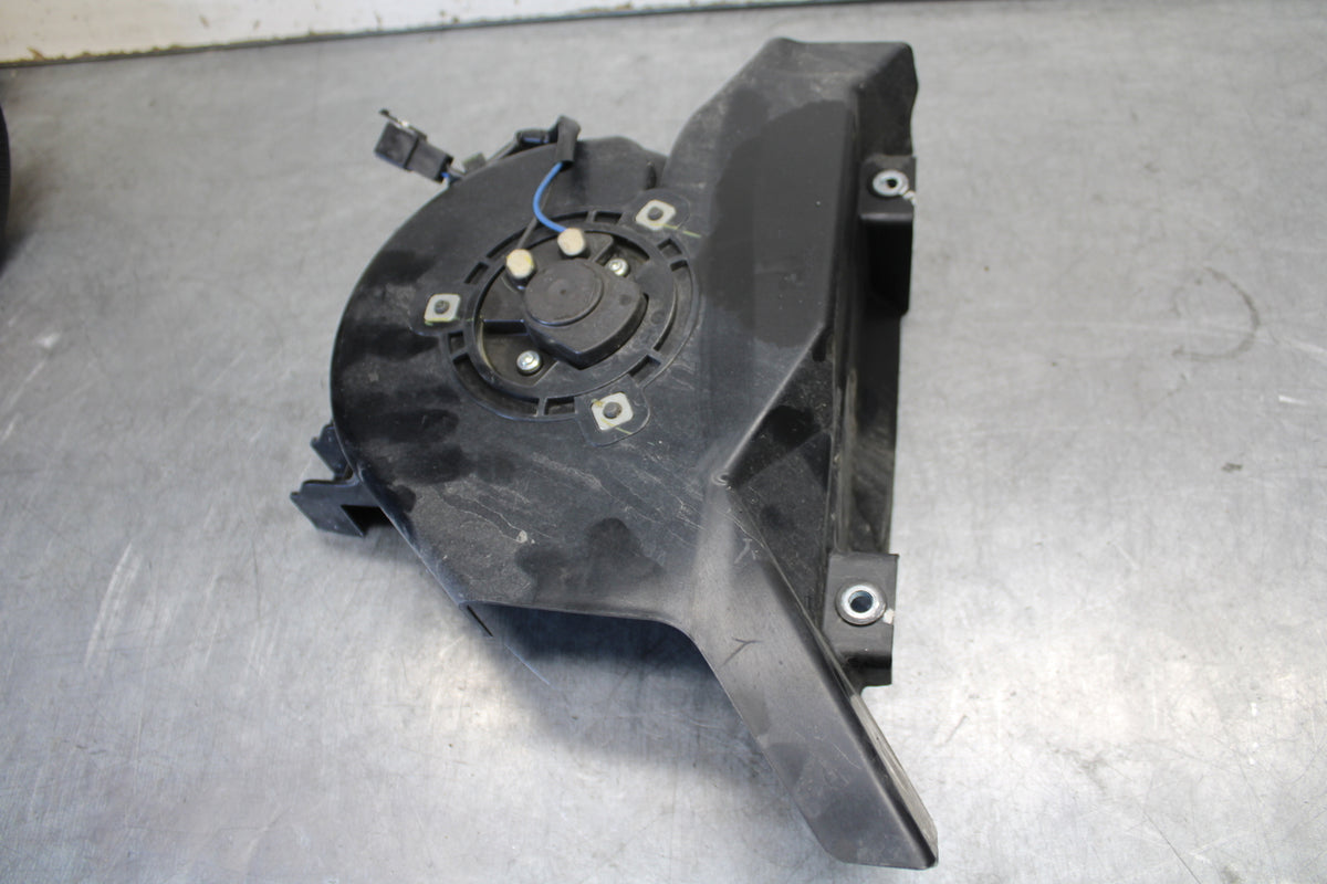18-23 KAWASAKI NINJA 400 ENGINE RADIATOR COOLING FAN BB679