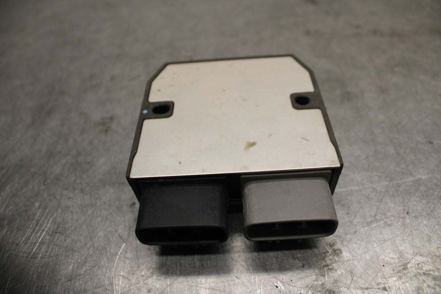 07-08 YAMAHA YZF R1 RECTIFIER VOLTAGE REGULATOR  BB675