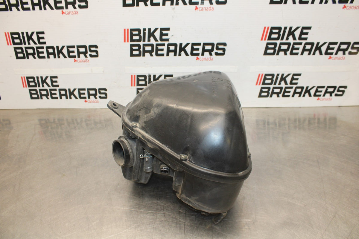 03-04 YAMAHA YZF R6 AIRBOX AIR INTAKE FILTER BOX BB890