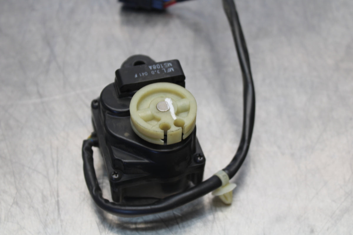 12-16 HONDA CBR1000RR EXHAUST VALVE SERVO MOTOR BB157