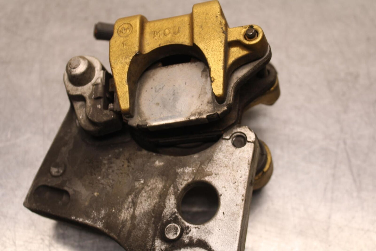 03-04 HONDA CBR600RR REAR BACK BRAKE CALIPER W MOUNT BRACKET  BB628