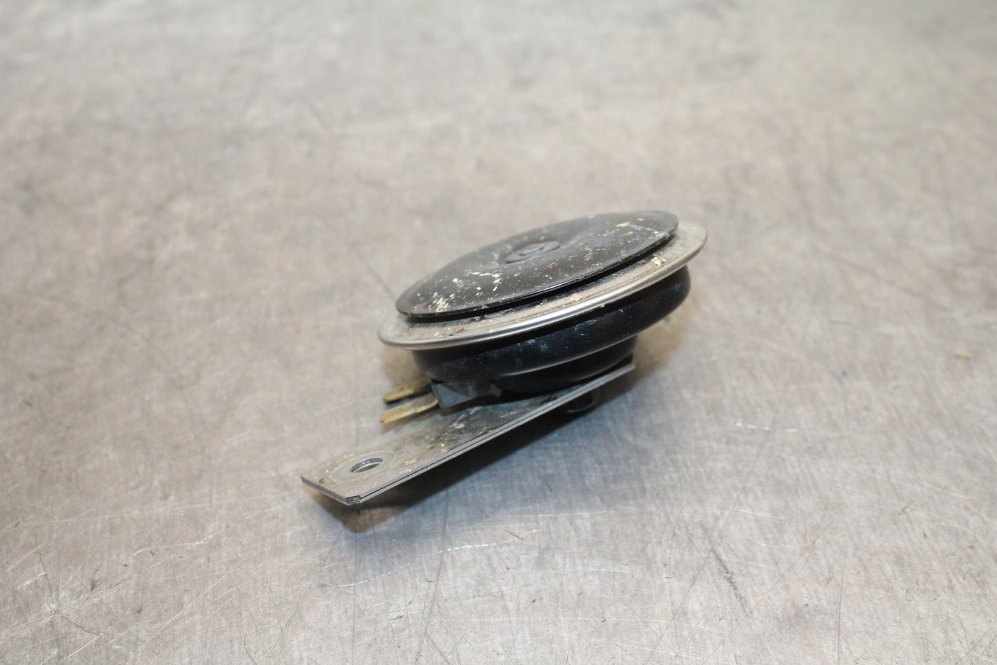 19-23 KAWASAKI NINJA ZX6R HORN SIGNAL BB749