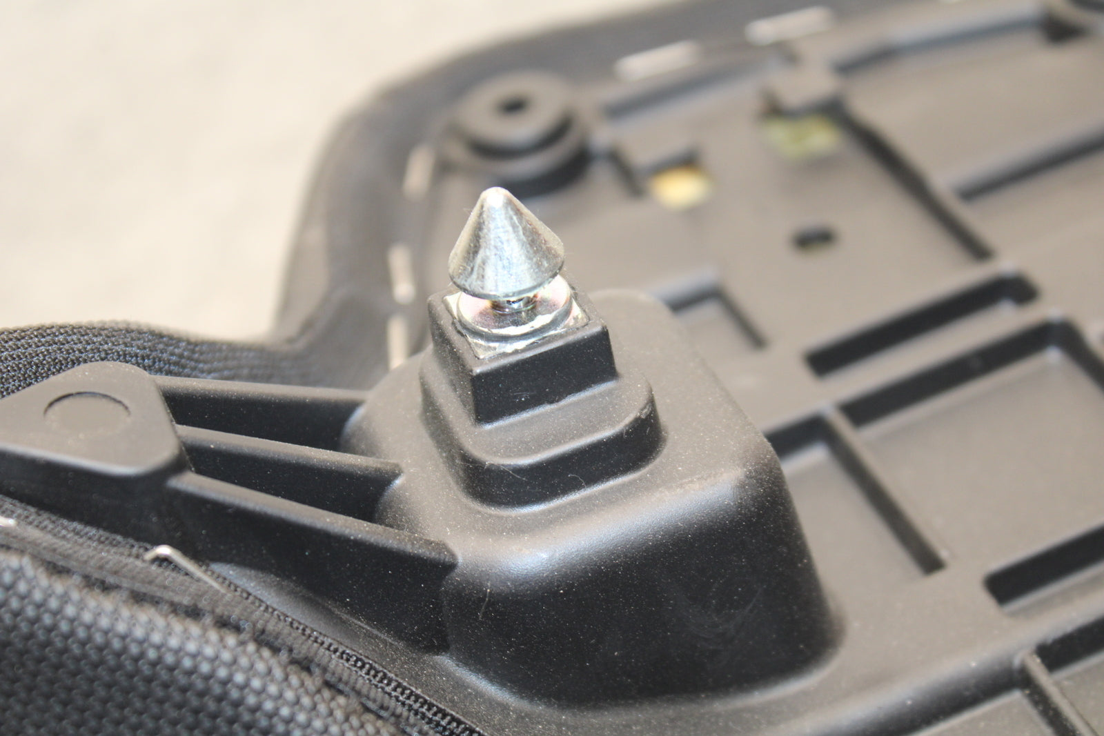 20-23 APRILIA RS660 REAR BACK PASSENGER TANDEM SEAT PAD SADDLE PILLION  BB667