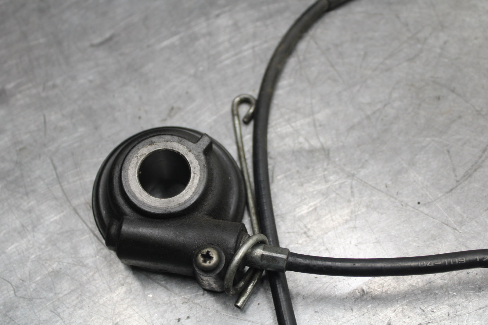 93 SUZUKI GSXR750W SPEED DRIVE GEAR HUB with CABLE  BB112