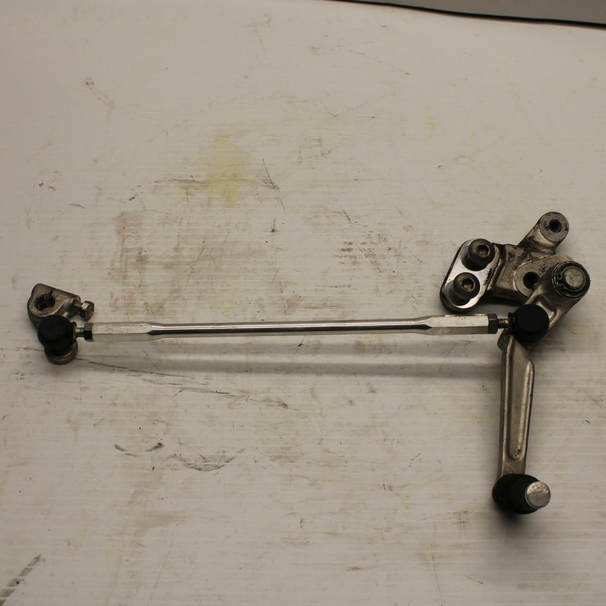 06-07 SUZUKI GSXR600 SHIFTER LINKAGE SHIFT LINK PEDAL  BB245
