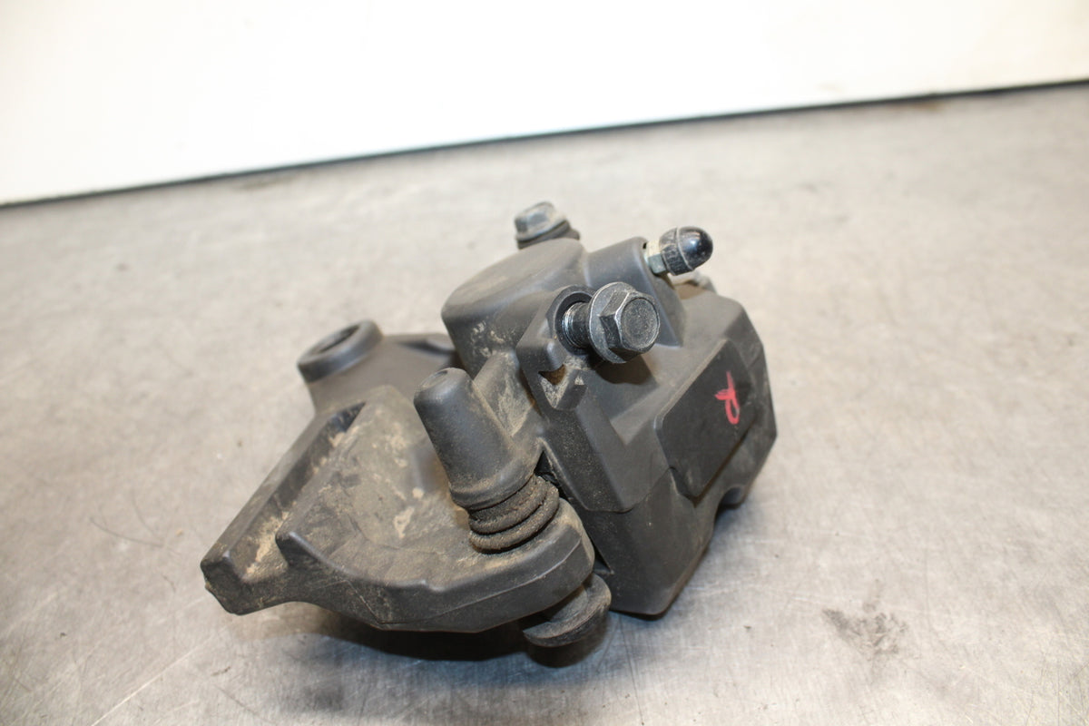 19-21 YAMAHA YZF R3 REAR BACK BRAKE CALIPER W MOUNT BRACKET BB121