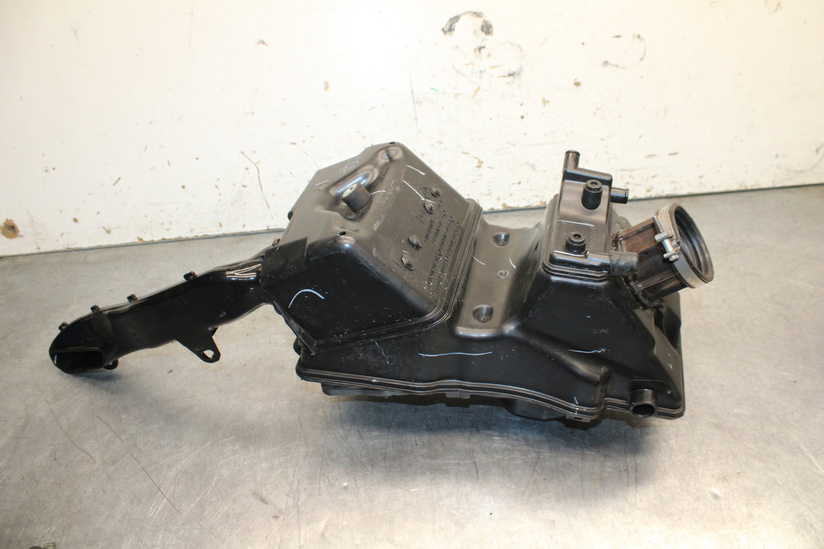 17-24 KTM 390 DUKE AIRBOX AIR INTAKE FILTER BOX BB734