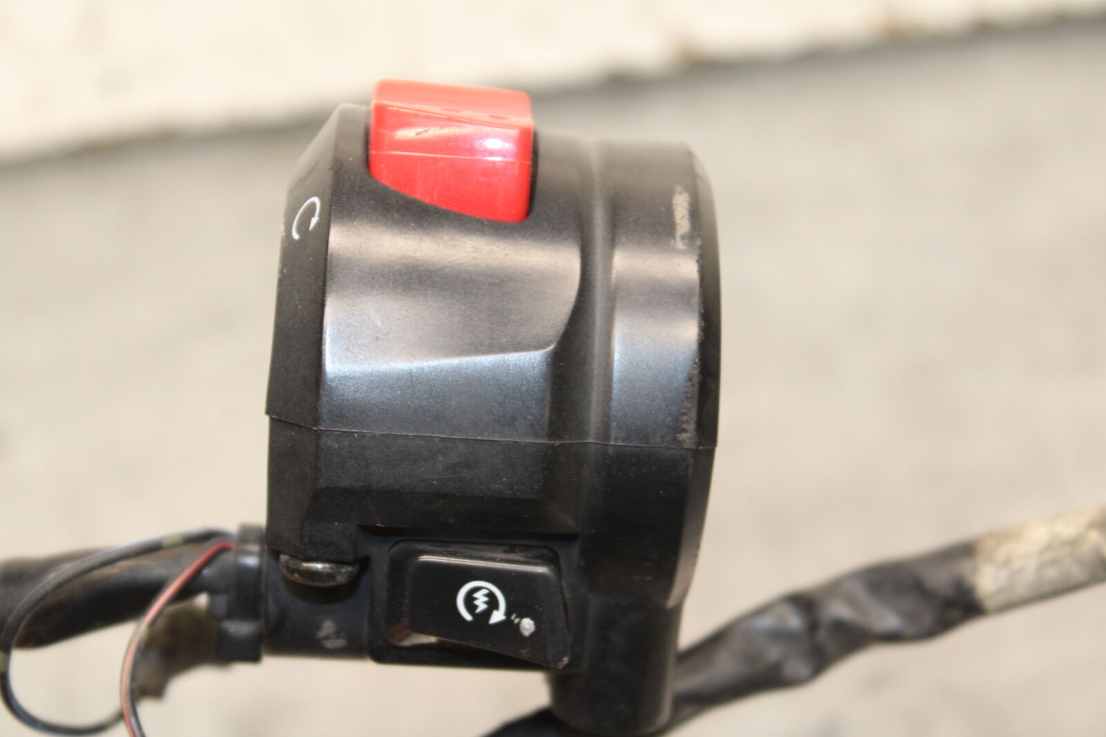 06-07 SUZUKI GSXR 600 RIGHT CLIP ON HANDLE KILL OFF START SWITCH SWITCHES BB737