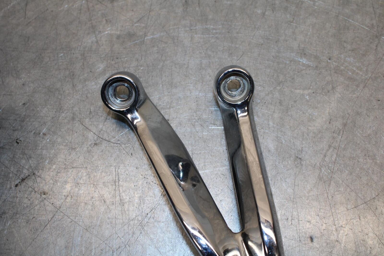 2001 Suzuki GSXR750 RIGHT LEFT REARSETS REAR  FOOT PEGS  BB553