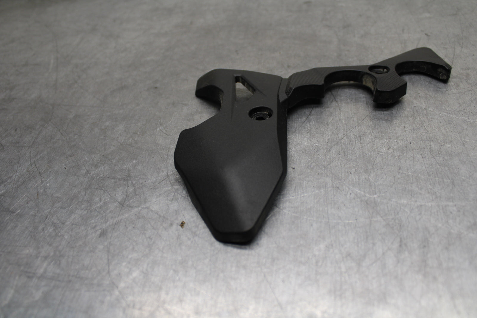 24 KAWASAKI NINJA 500 ABS RIGHT FRAME/ REARSET SIDE COVER COWL PANEL TRIM BB730