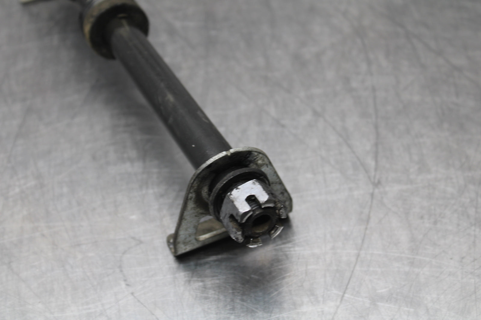 03 SUZUKI SV650S REAR AXLE BACK WHEEL RIM PIVOT BOLT AXEL BB167