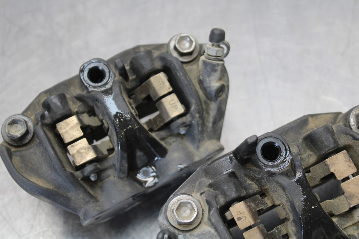 24-25 KAWASAKI NINJA ZX4R RIGHT LEFT FRONT BRAKE CALIPER SET PAIR CALIPERS BB174
