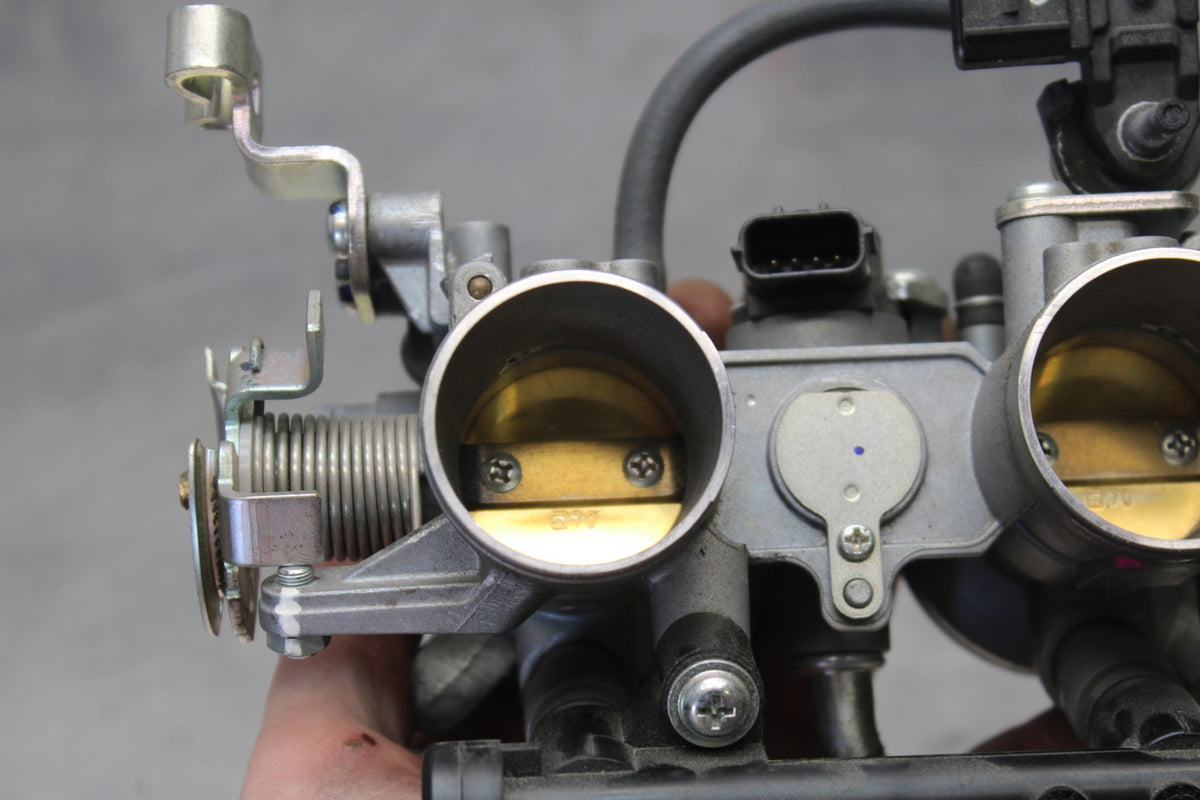 24-25 KAWASAKI ELIMINATOR 450 THROTTLE BODY BODIES BB869