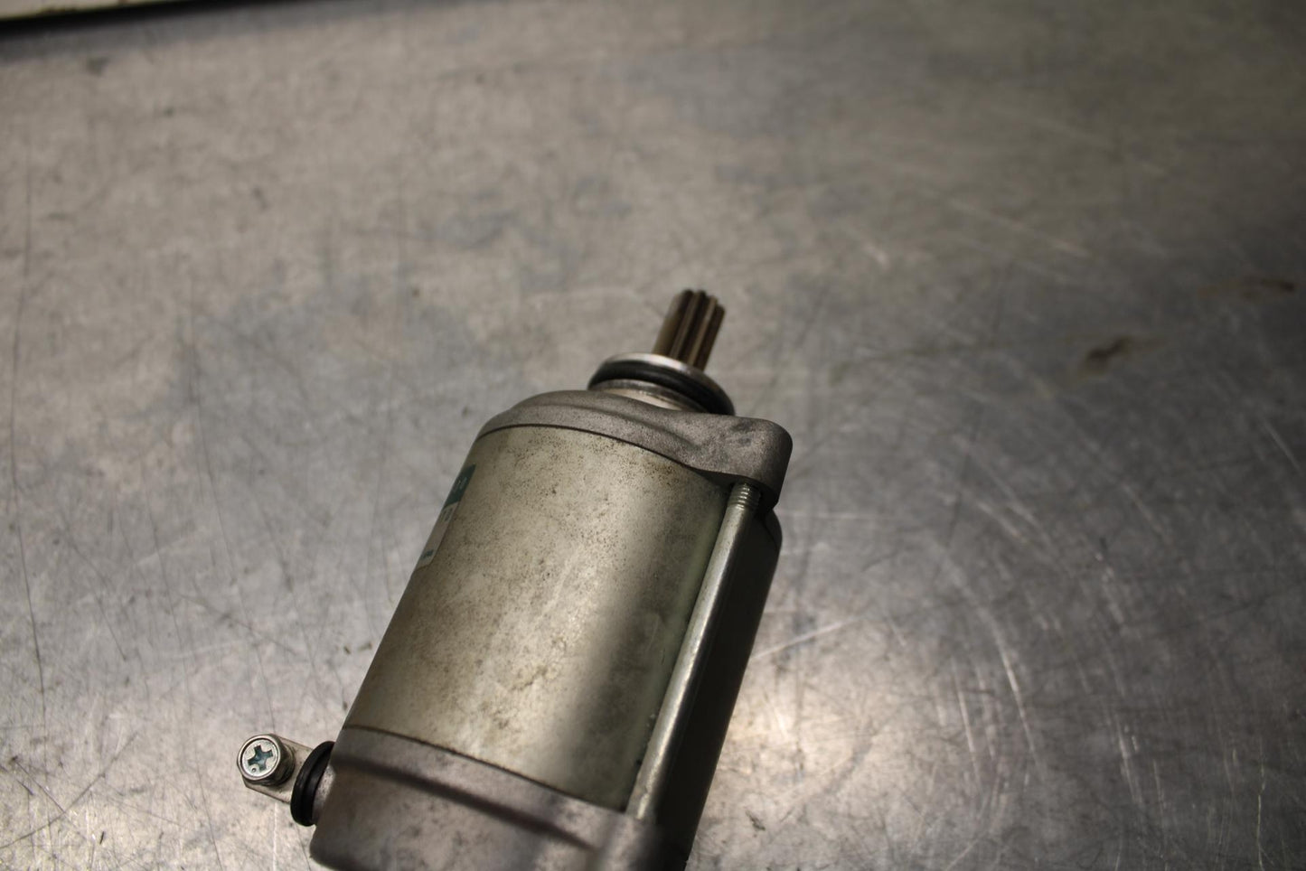 01 SUZUKI GSXR1000 ENGINE STARTING STARTER MOTOR -DC 12V 1100-40F00 BB100
