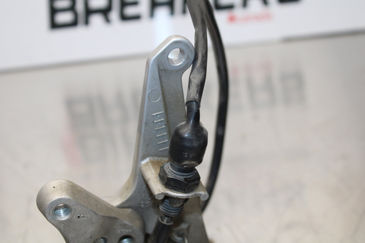 11 SUZUKI GSXR1000 RIGHT REARSET REAR SET DRIVER FOOT PEG REST STOP BB142