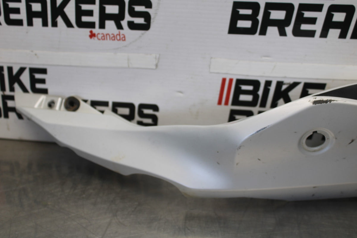23-26 KAWASAKI NINJA ZX4RR LEFT REAR BACK TAIL FAIRING COWL SHROUD BB898