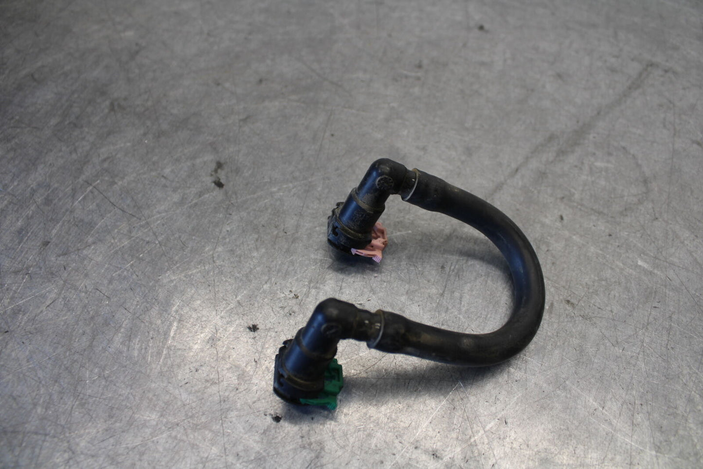 11-24 SUZUKI GSXR750 FUEL HOSE GAS LINE TUBE PIPE BB687