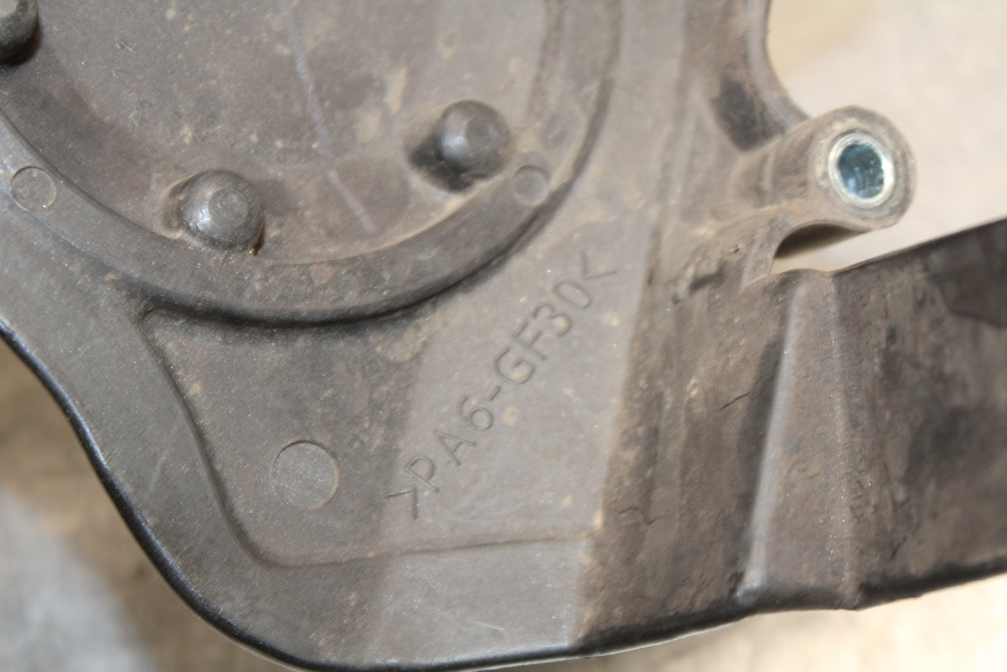 12-17 KAWASAKI NINJA 650 ENGINE SPROCKET COVER BB129