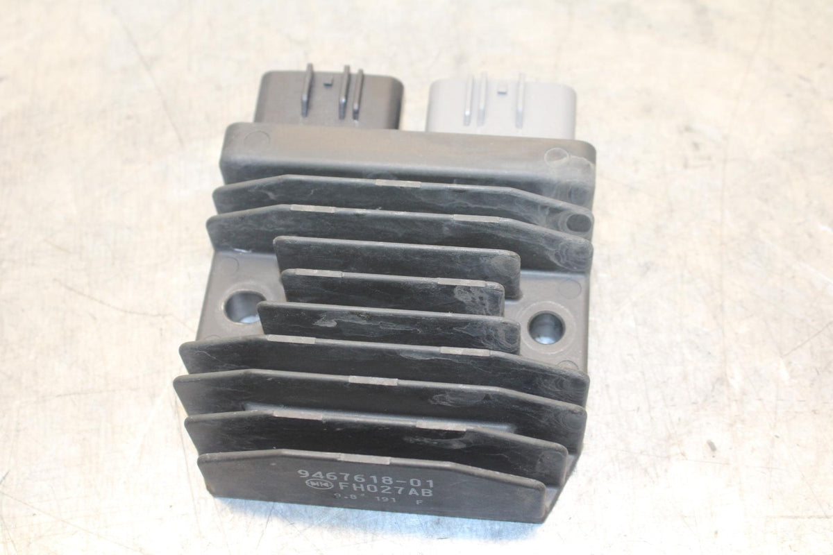 20-23 BMW F900R RECTIFIER VOLTAGE REGULATOR BB603