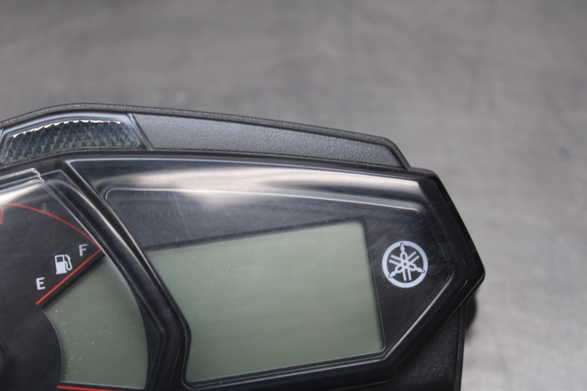 17-18 YAMAHA YZF R3 SPEEDO GAUGES DISPLAY CLUSTER SPEEDOMETER TACHOMETER BB813