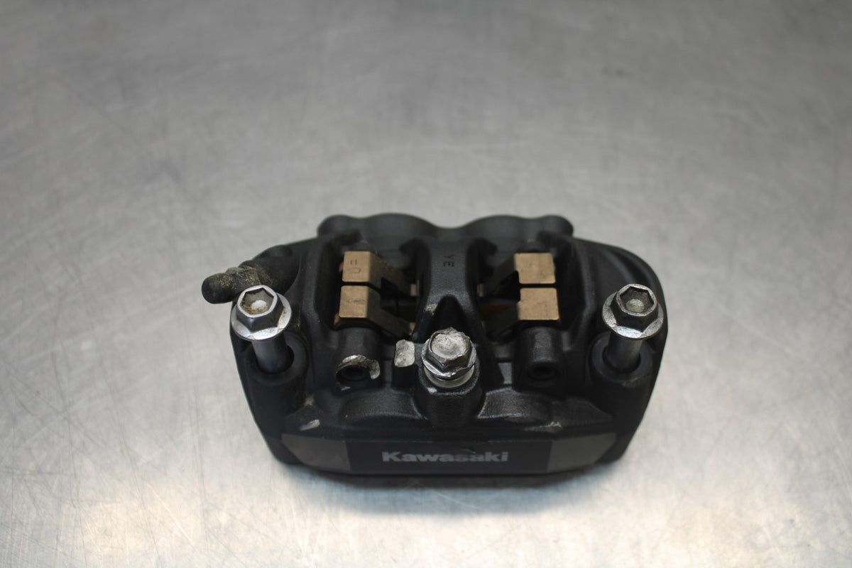 23-26 KAWASAKI NINJA ZX4RR RIGHT LEFT FRONT BRAKE CALIPER PAIR SET BB898