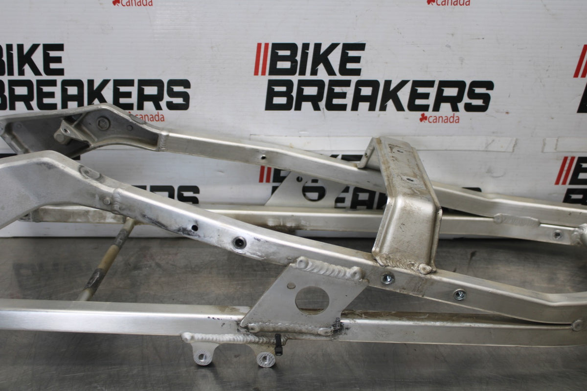 00-01 HONDA CBR929RR REAR SUBFRAME BACK SUB FRAME BB925