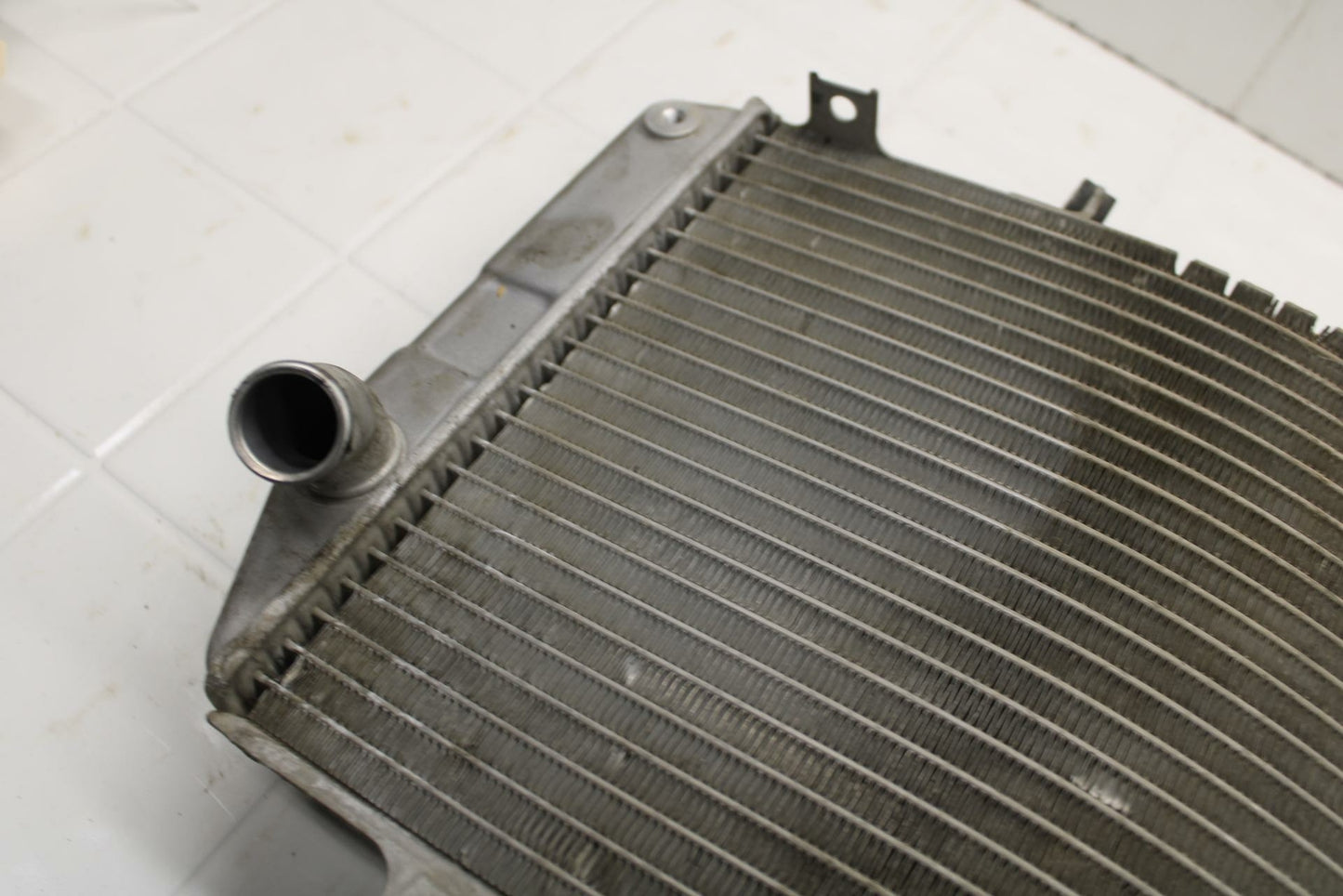 01-02 SUZUKI GSXR750 ENGINE RADIATOR MOTOR COOLER COOLING RADIATER BB402