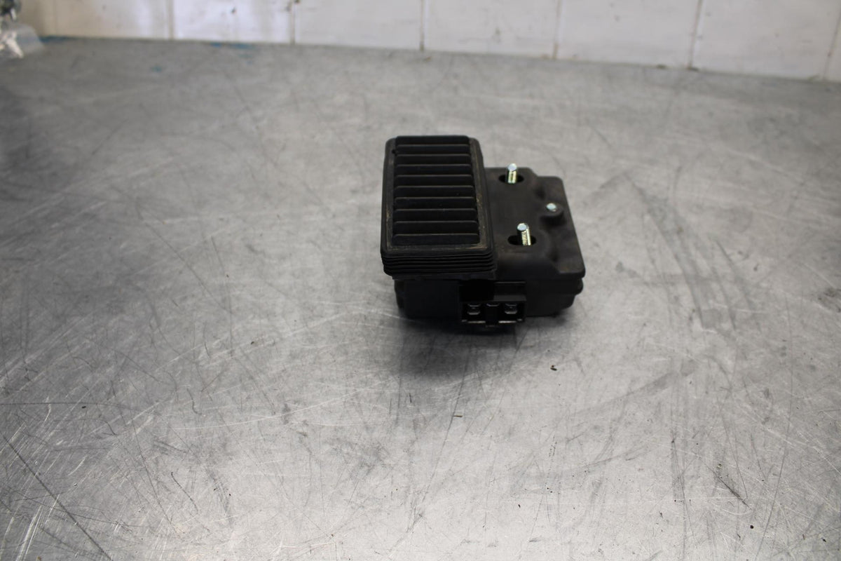 17-18 YAMAHA YZF R3 RECTIFIER VOLTAGE REGULATOR BB438