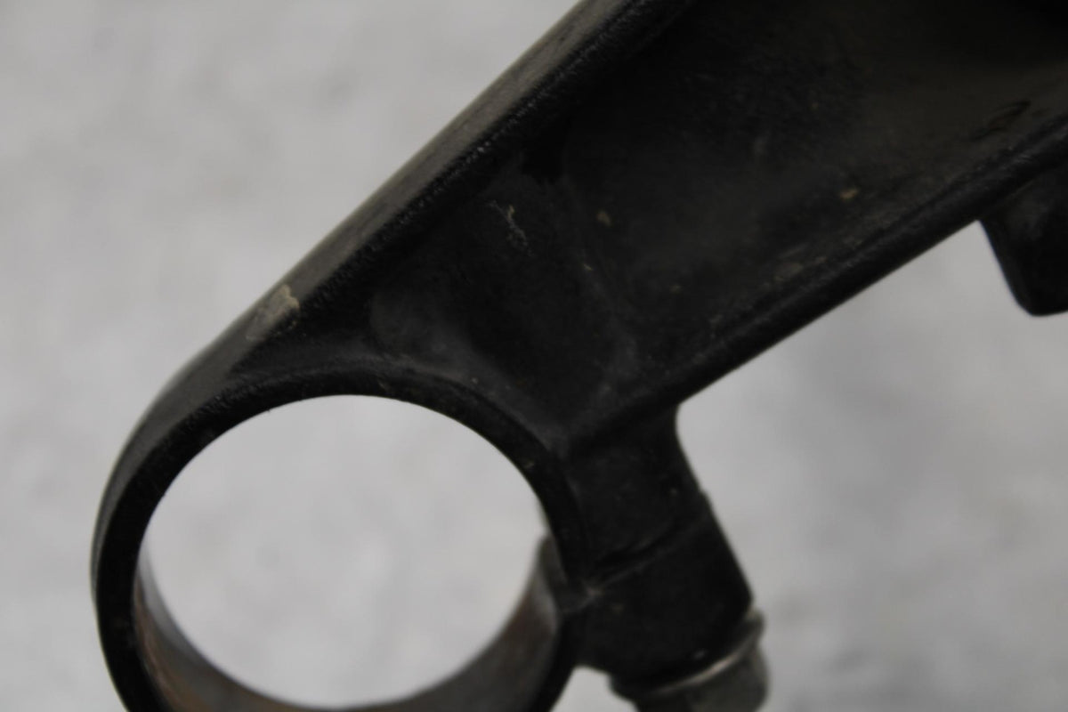 2008 Honda 800 VFR800A ABS FRONT FORKS CLAMP LOWER TRIPLE TREE  BB566