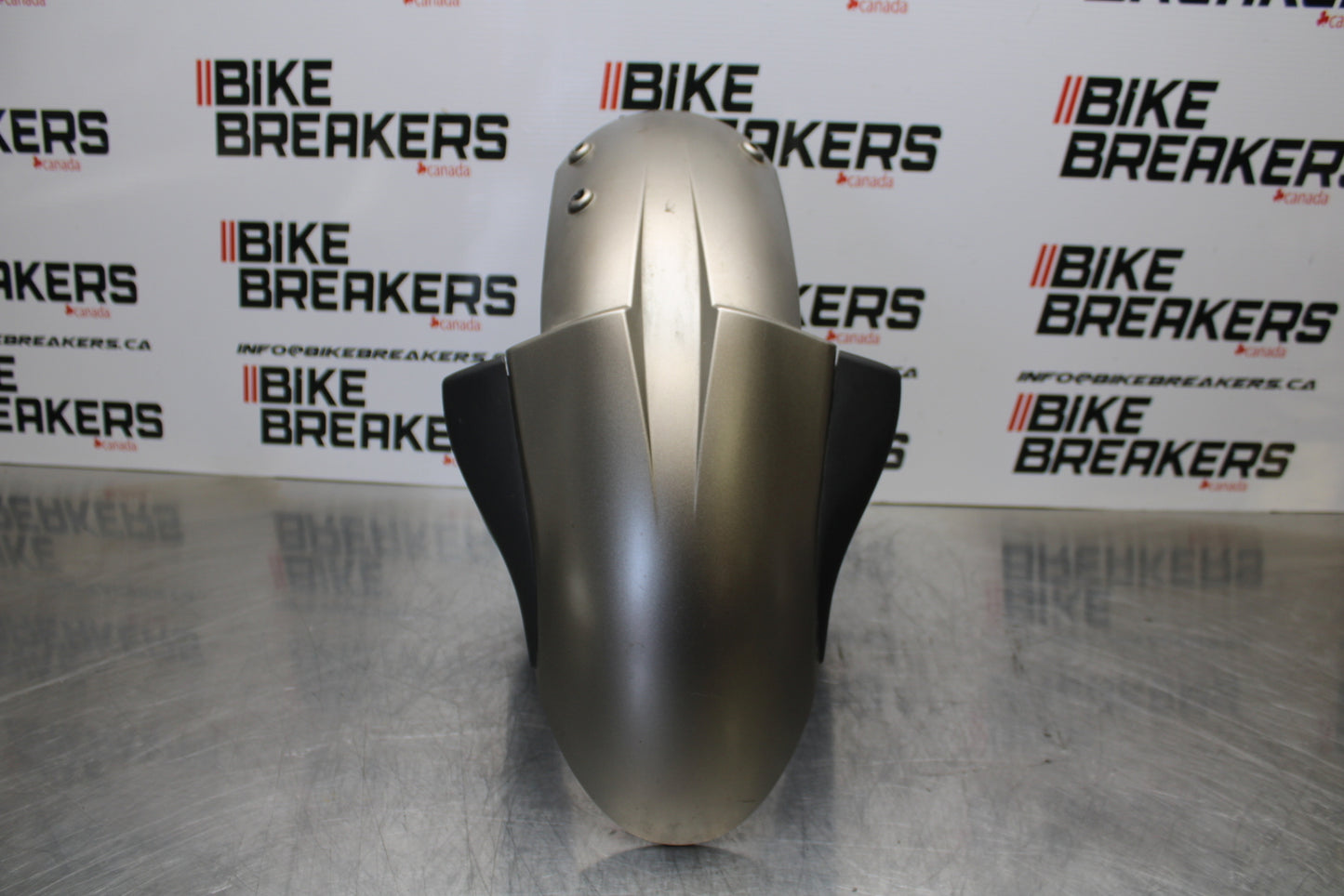 04-05 KAWASAKI NINJA ZX10R FRONT WHEEL FENDER COWL FAIRING BB163