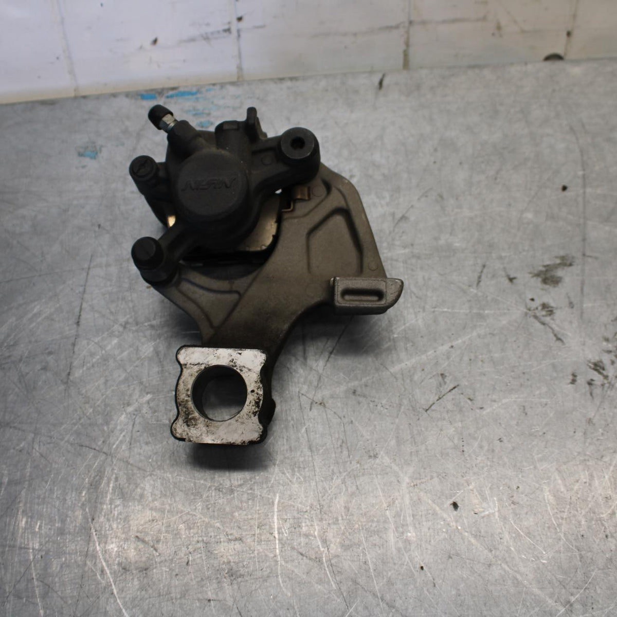 11-17 SUZUKI GSXR750 REAR BACK BRAKE CALIPER BB417