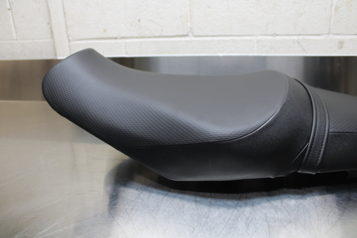 23-24 KAWASAKI NINJA ZX14R NEW!! FRONT REAR SEAT SADDLE BB141