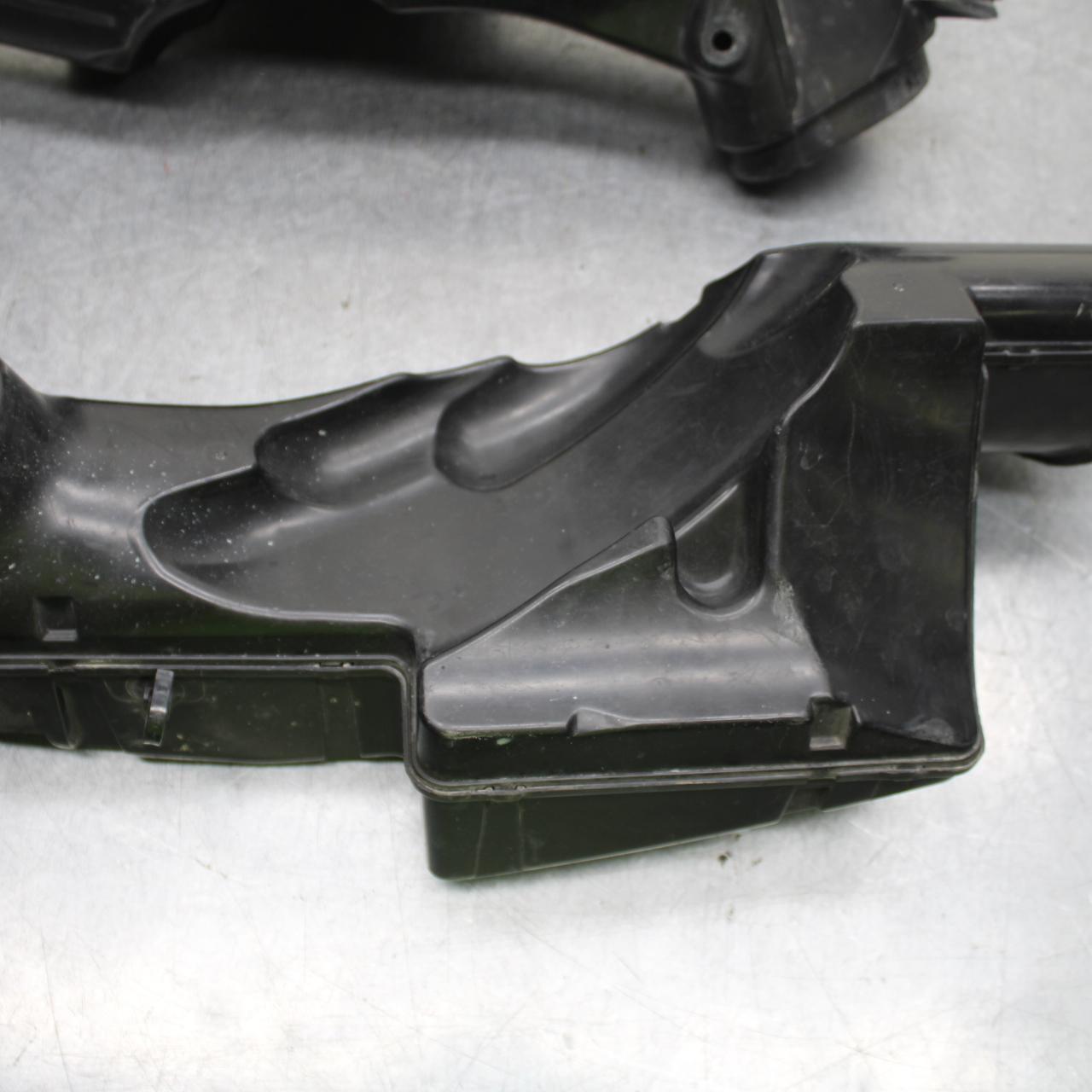 06-07 SUZUKI GSXR750 RIGHT LEFT AIR INTAKE DUCTS BB645