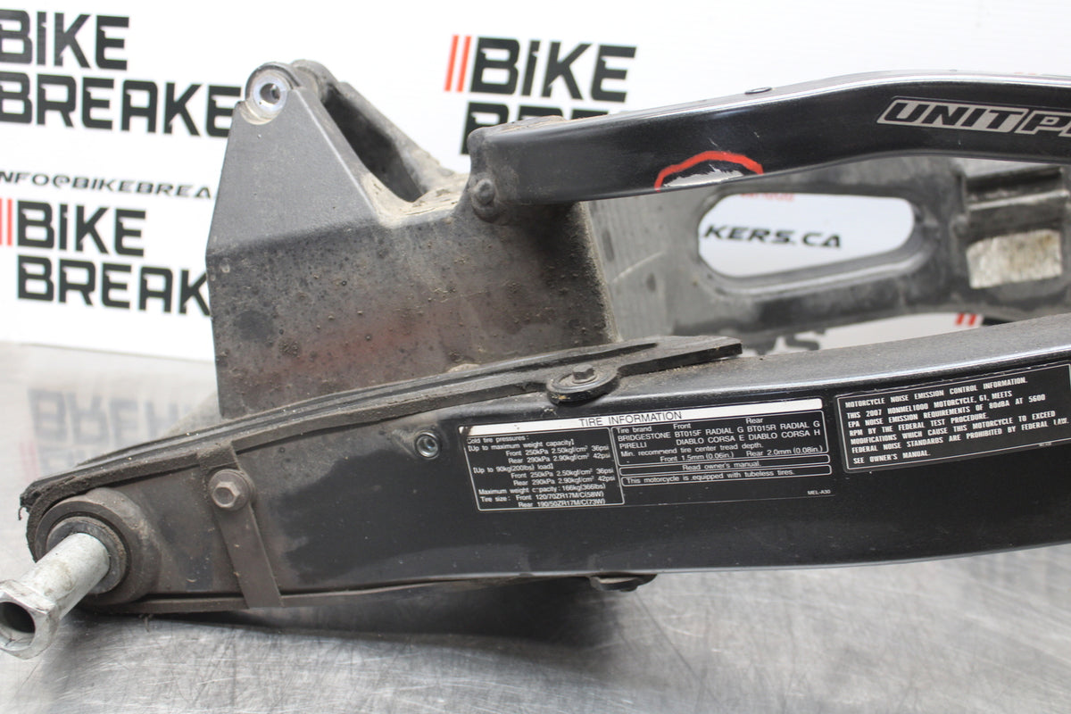 06-07 HONDA CBR1000RR REAR SWINGARM BACK SUSPENSION SWING ARM BB166