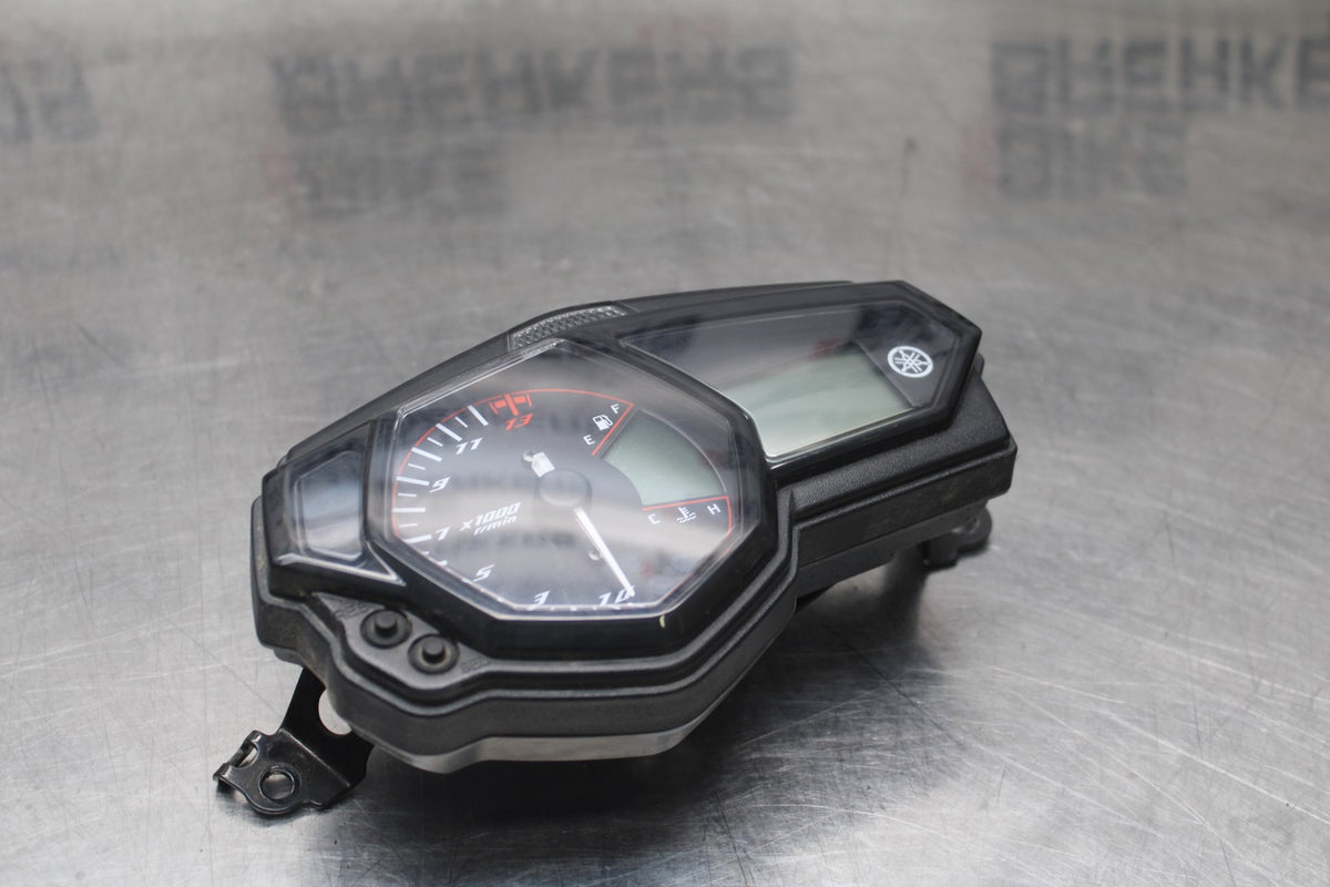 17-18 YAMAHA YZF R3 SPEEDO GAUGES DISPLAY CLUSTER SPEEDOMETER TACHOMETER BB813