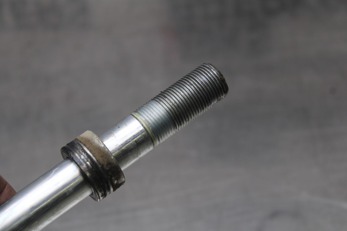 13 KAWASAKI NINJA 650 EX650F ABS FRONT WHEEL RIM AXLE PIVOT BOLT BB828