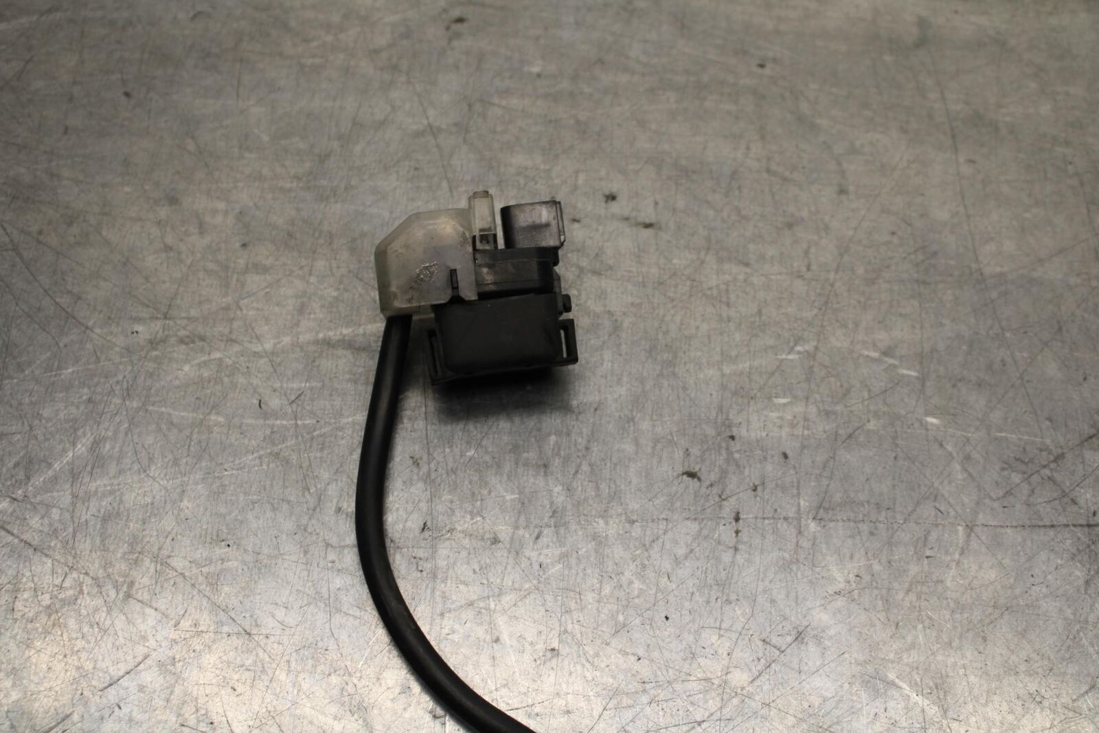 06-07 SUZUKI GSXR750 ENGINE STARTER RELAY STARTING  SWITCH 31800-41G10 BB613