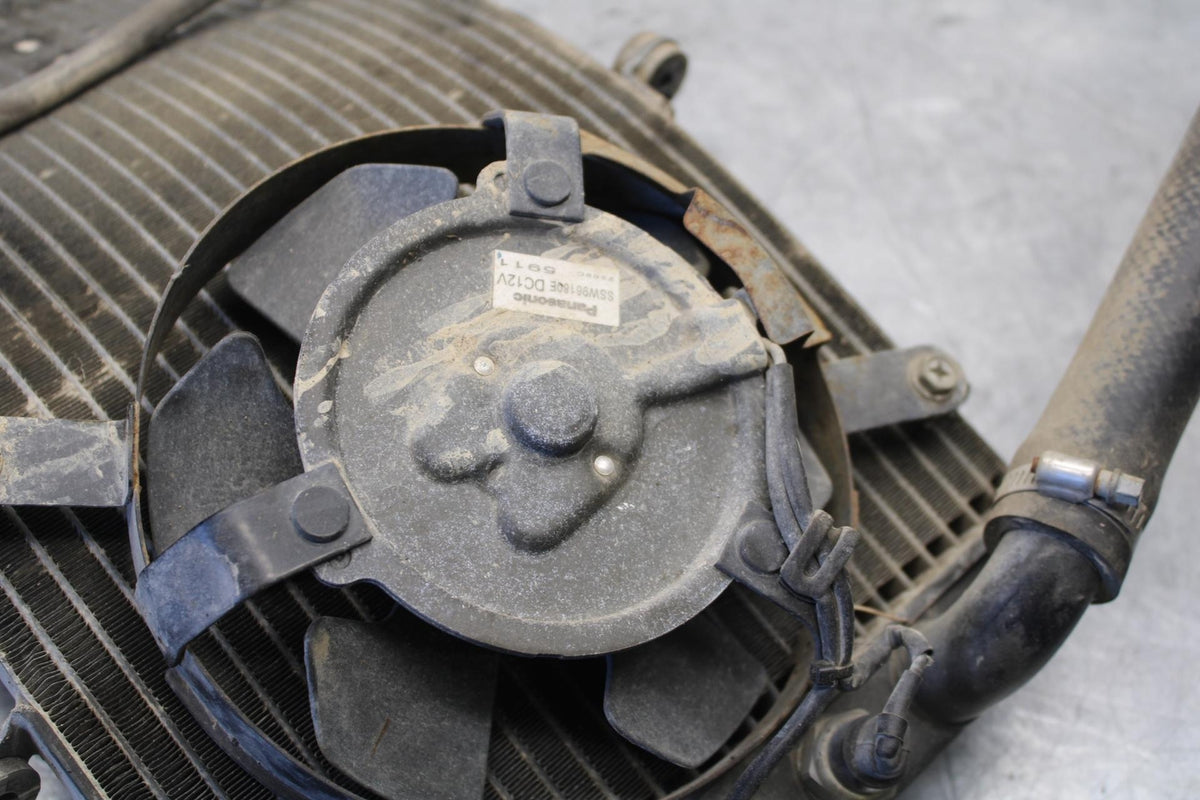 2006 Honda CBR600F4i ENGINE RADIATOR MOTOR COOLER COOLING RADIATER BB567