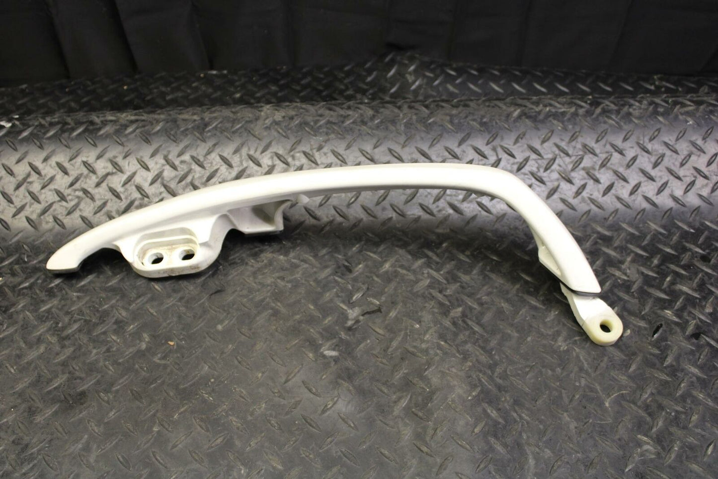 07 SUZUKI BURGMAN 650 RIGHT PASSENGER REAR SEAT GRAB BAR HANDLE BB183