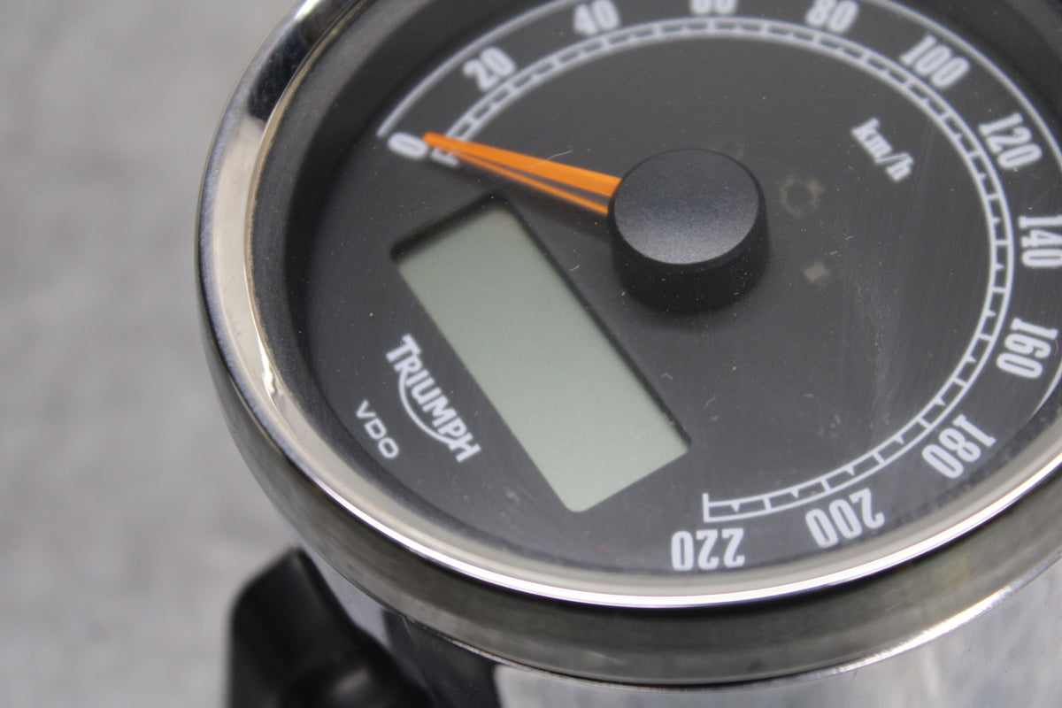 14-16 TRIUMPH AMERICA LT GAUGES METER SPEEDO TACH BB720