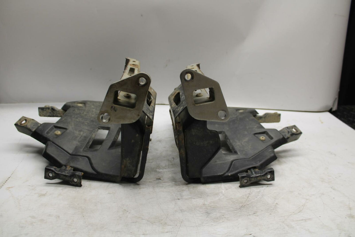 2005 Polaris Predator 500 LEFT RIGHT MUD SPLASH GUARDS FOOTWELLS BB269