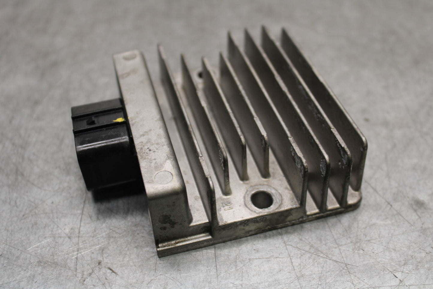 18-23 KAWASAKI NINJA 400 RECTIFIER VOLTAGE REGULATOR BB660