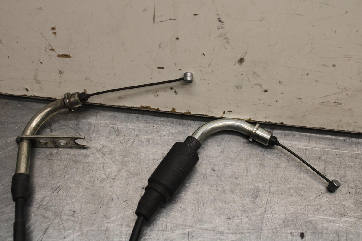 11-24 SUZUKI GSXR  600 750 THROTTLE CABLES LINES BB95
