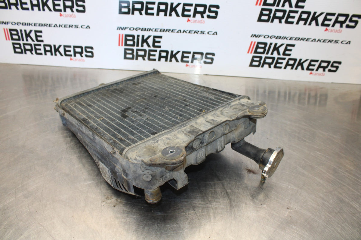 76-77 HONDA GOLDWING 1000 ENGINE COOLER COOLING RADIATOR RADIATER BB171