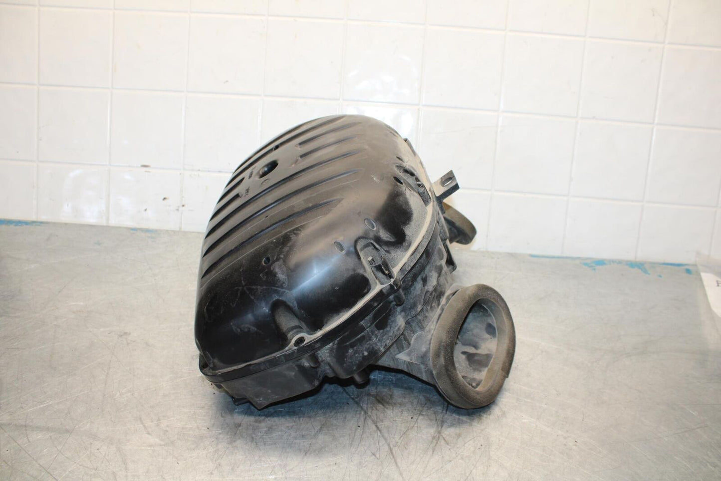 09-16 SUZUKI GSXR1000 AIRBOX AIR INTAKE FILTER BOX BB439 