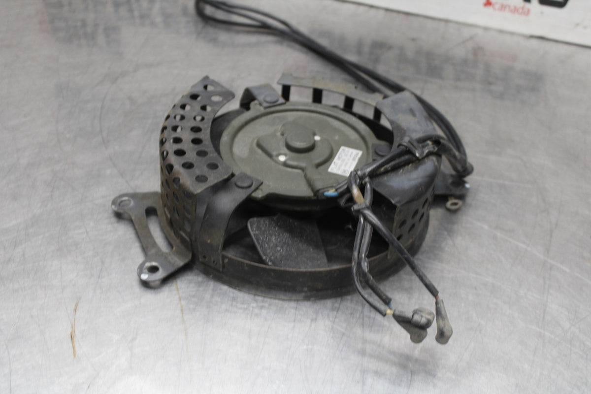 97 KAWASAKI VULCAN 1500 VN1500D CLASSIC ENGINE RADIATOR COOLING FAN BB936