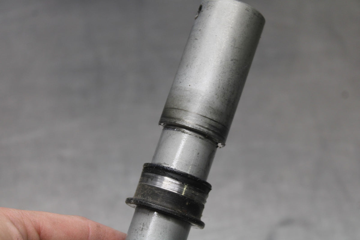 24 APRILIA TUONO V4 1100 FACTORY ABS FRONT WHEEL RIM AXLE PIVOT BOLT BB887
