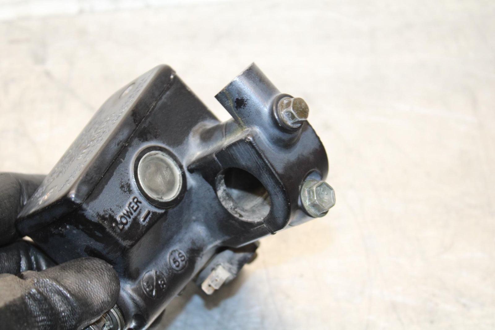 1997 Suzuki Bandit 1200 GSF1200S FRONT BRAKE MASTER CYLINDER BB559